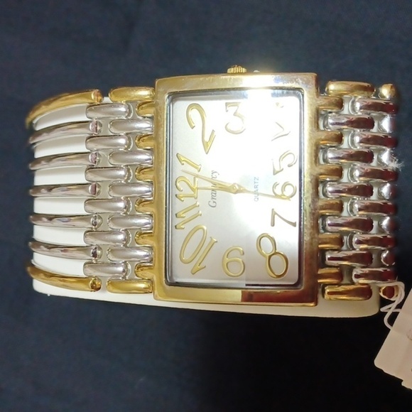 GRAMERCY WAIST WATCH IN A BEAUTIFUL GOLD AND SILVER DESIGN main image 4